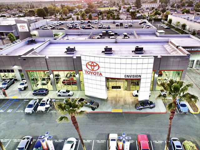 Certified 2025 Toyota RAV4 LE image 36