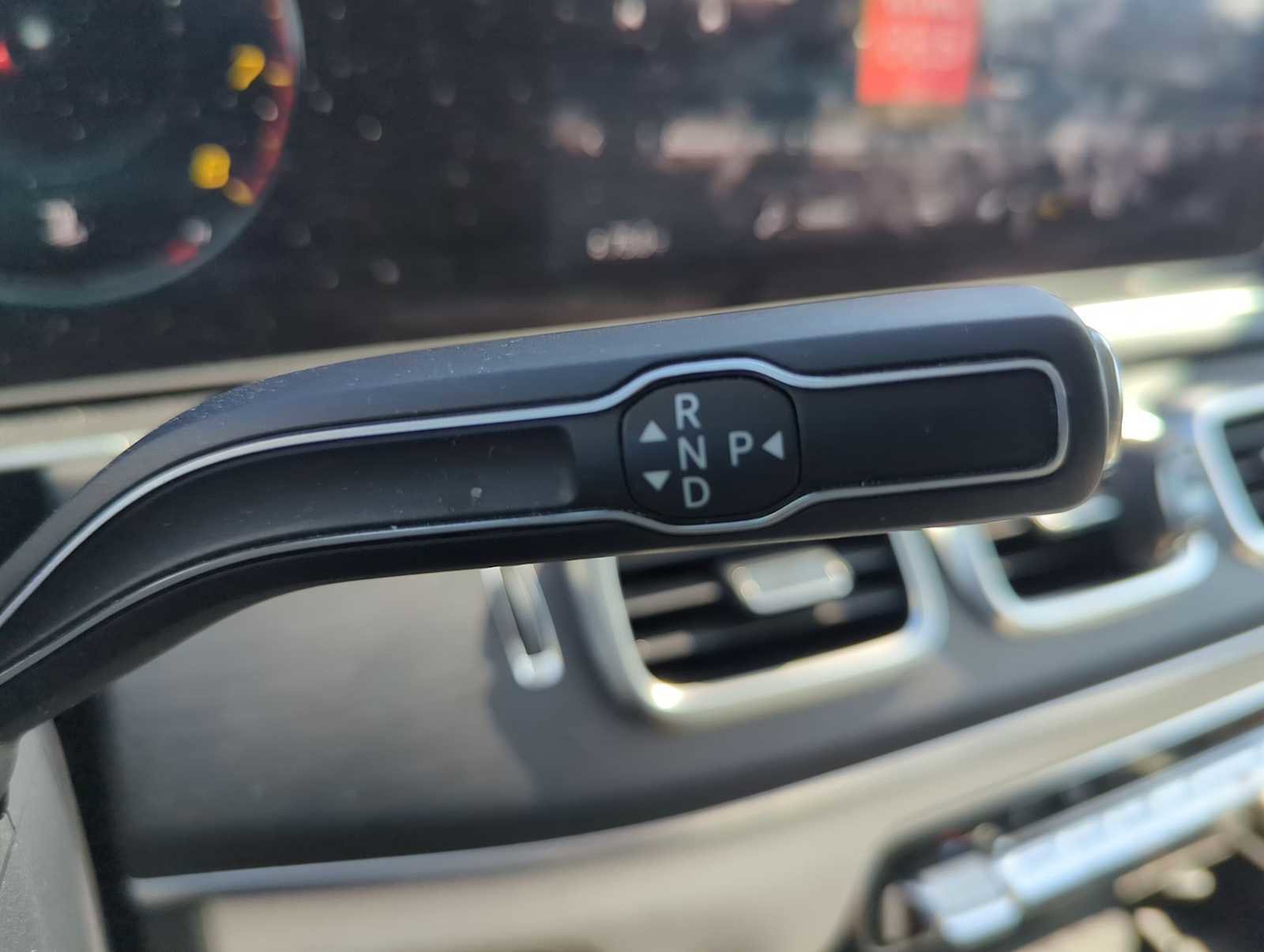 Used 2020 Mercedes-Benz GLE 350 4MATIC image 33