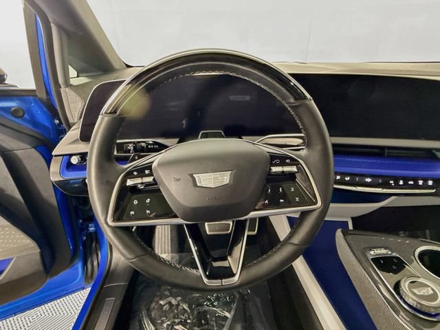 Used 2025 Cadillac Optiq Luxury 1 AWD/4WD image 12