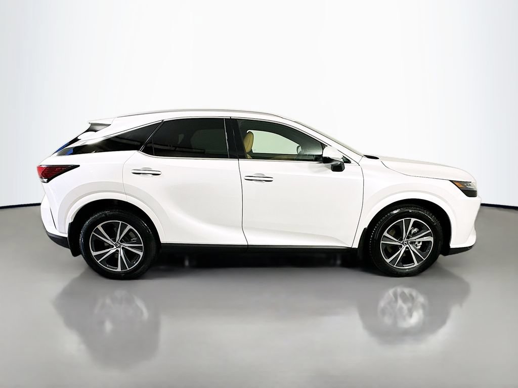 Used 2024 Lexus RX 350h w/ Accessory Package (Z1) AWD/4WD image 4