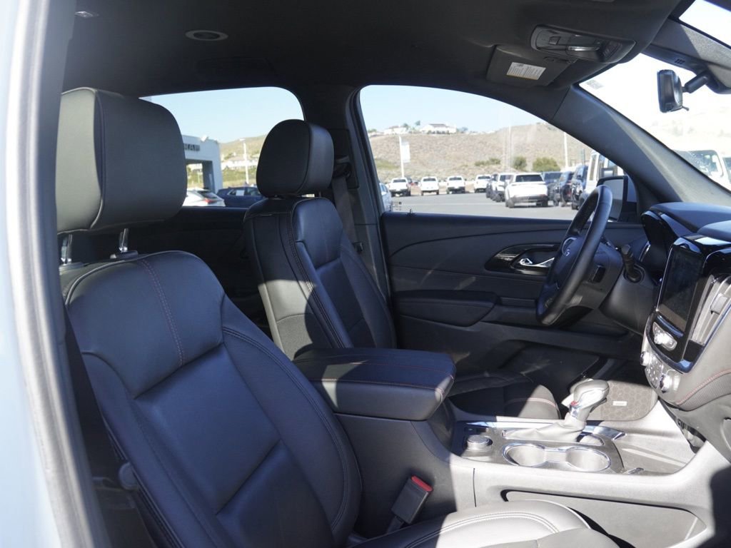Used 2023 Chevrolet Traverse RS w/ LPO, Cargo Package image 22