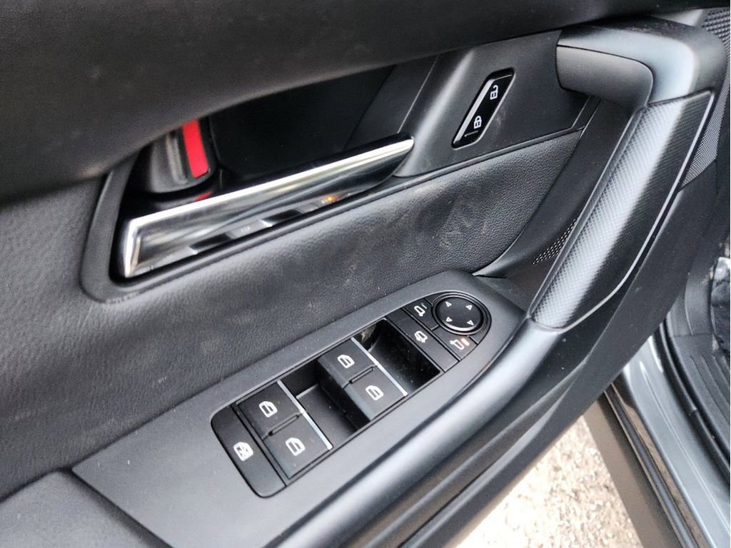 Used 2025 MAZDA CX-50 AWD 2.5 S w/ Weather Package image 9