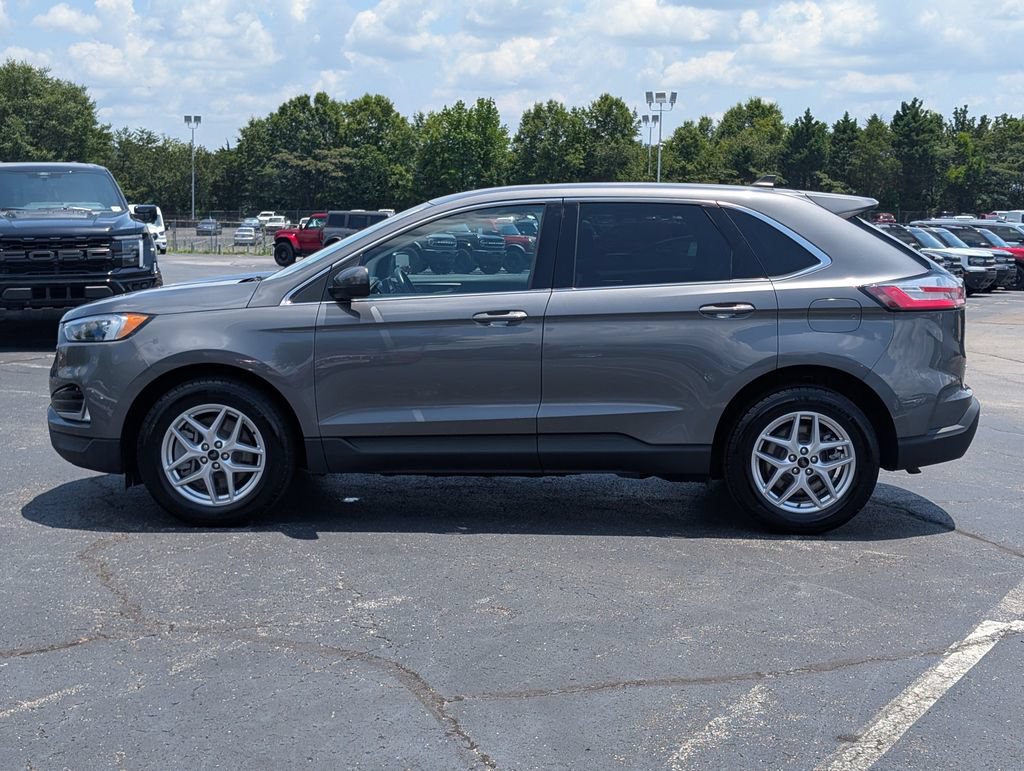 Used 2024 Ford Edge SEL w/ Convenience Package AWD/4WD image 5