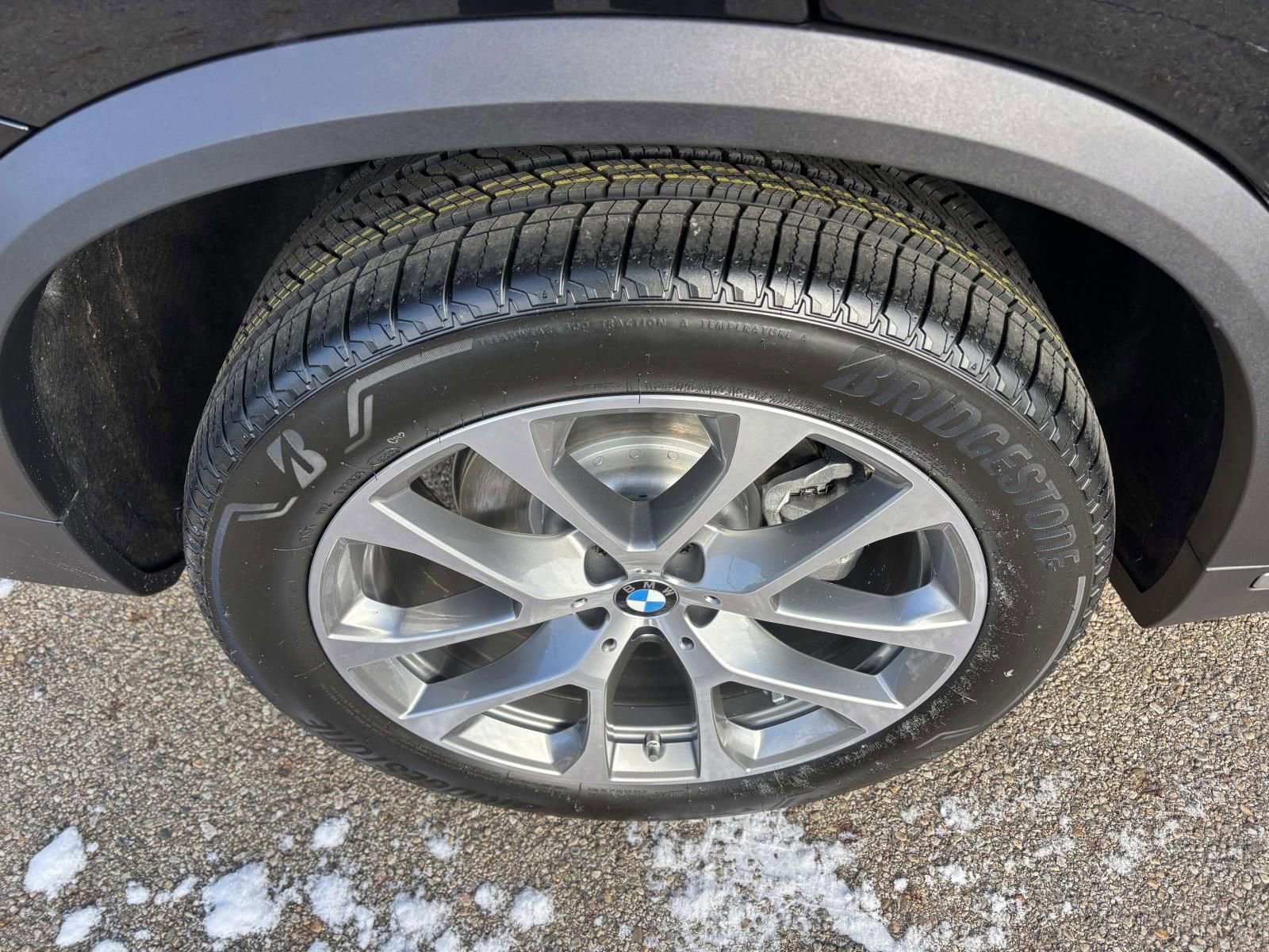 New 2026 BMW X5 xDrive40i w/ Climate Comfort Package image 10