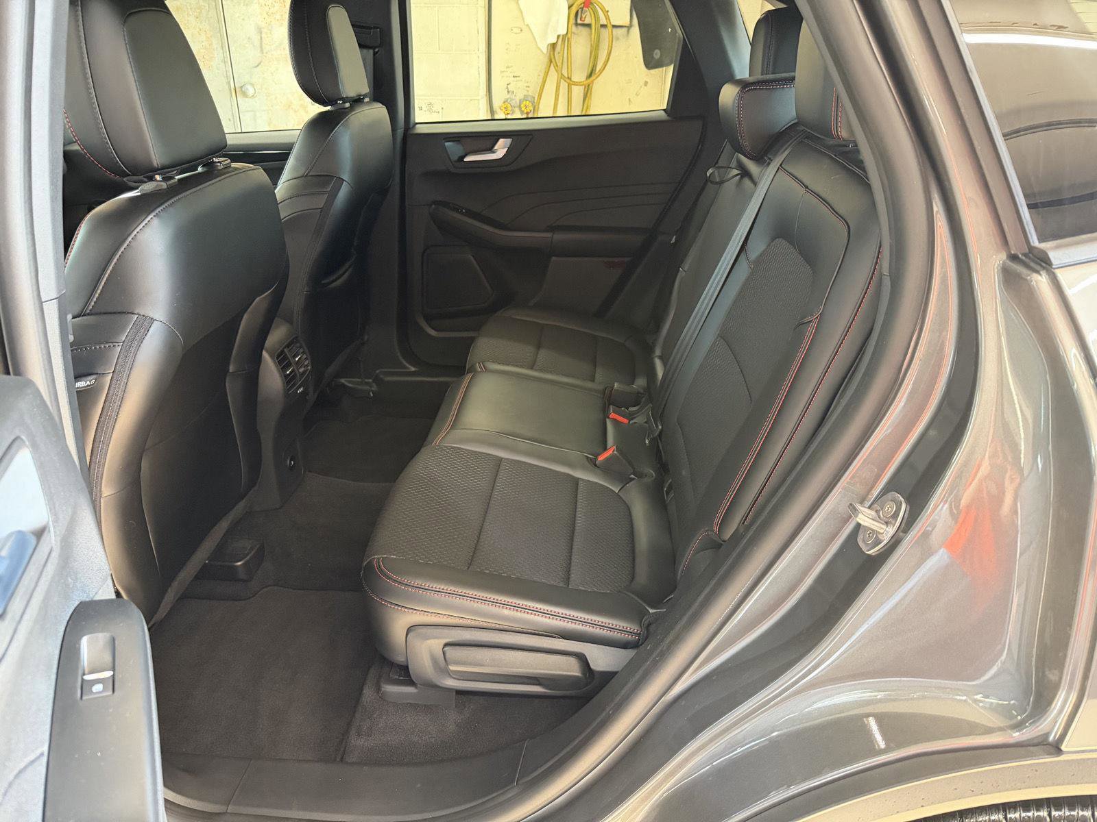 Used 2025 Ford Escape ST-Line w/ Cold Weather Package image 22