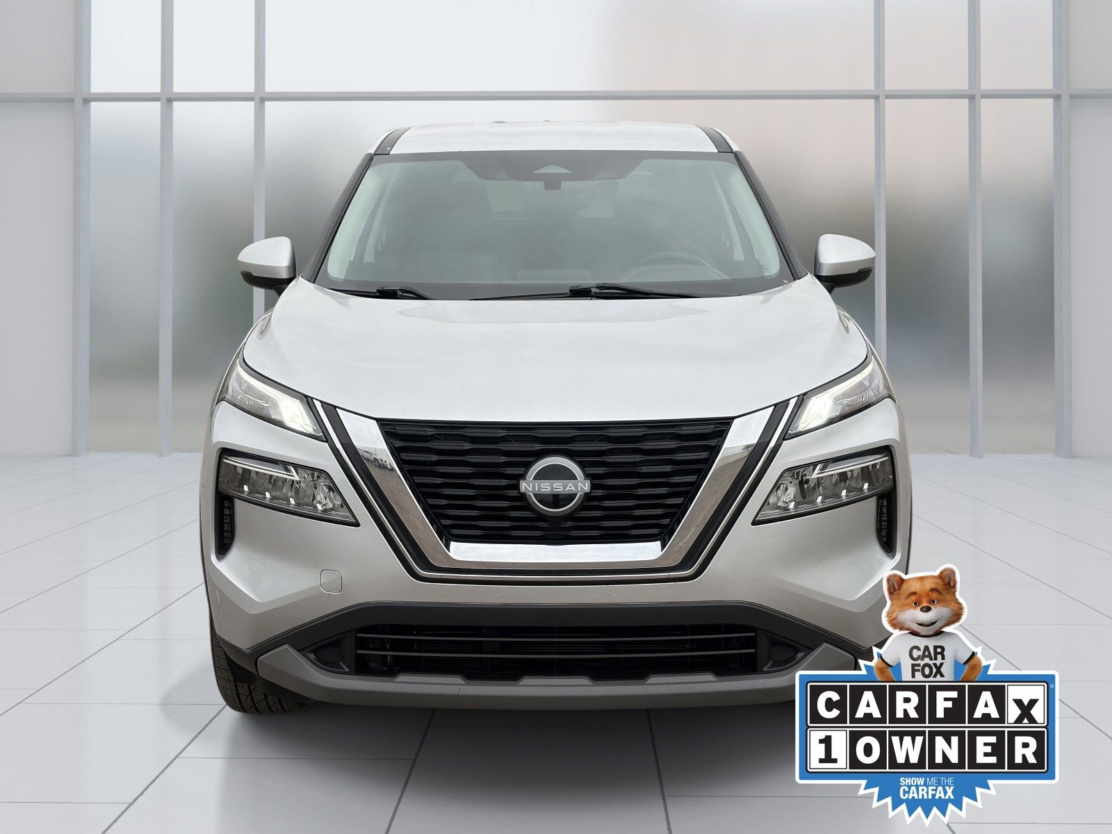 Used 2023 Nissan Rogue SV image 9