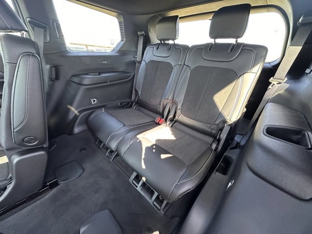 New 2025 Jeep Grand Cherokee L Altitude image 11