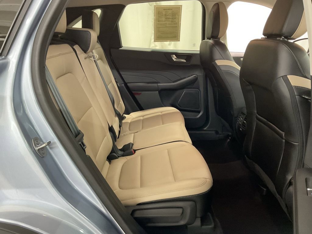 Used 2022 Ford Escape SEL image 25