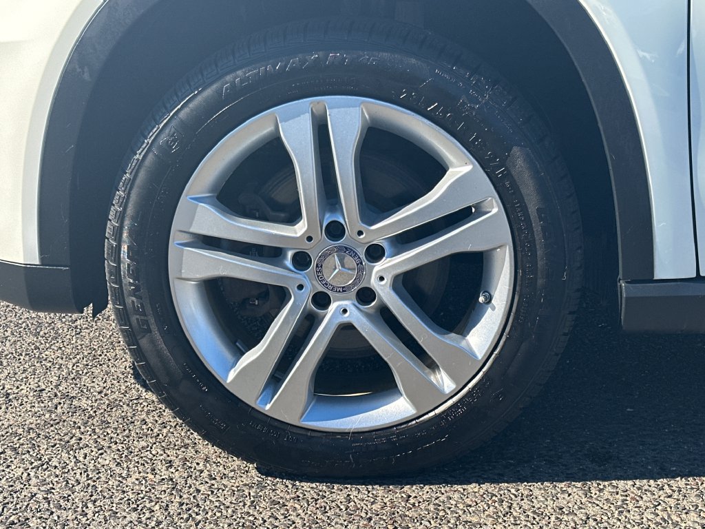 Used 2016 Mercedes-Benz GLA 250 4MATIC image 9