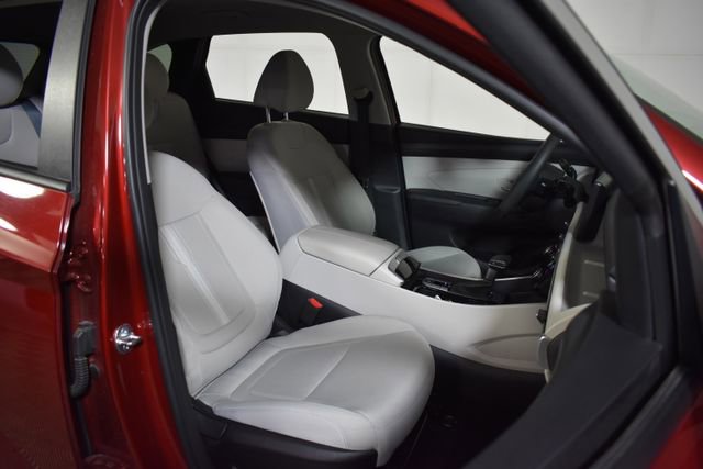 Used 2025 Hyundai Tucson SEL FWD image 33