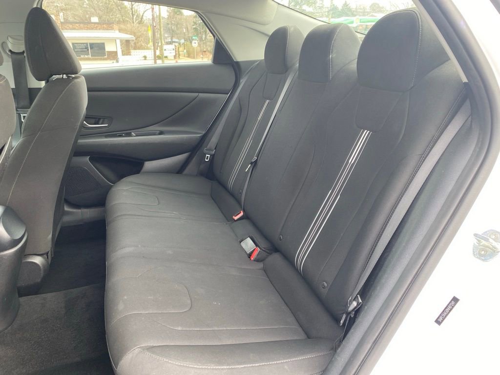 Used 2022 Hyundai Elantra SEL w/ Convenience Package image 15