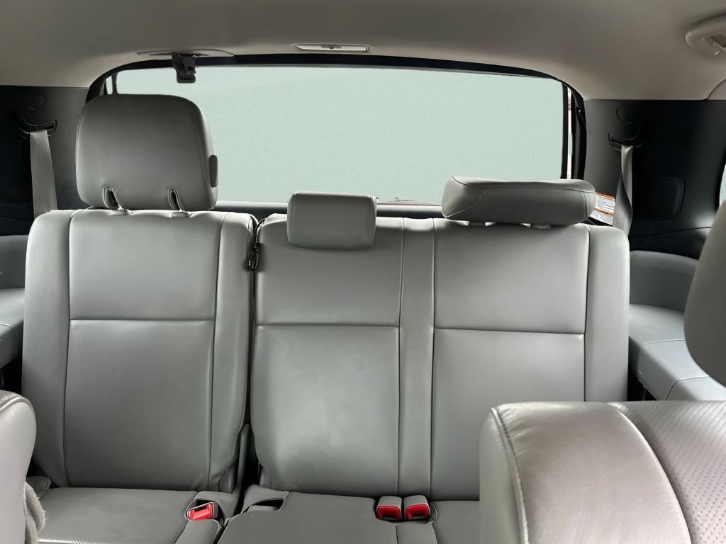 Used 2016 Toyota Sequoia Platinum AWD/4WD image 17