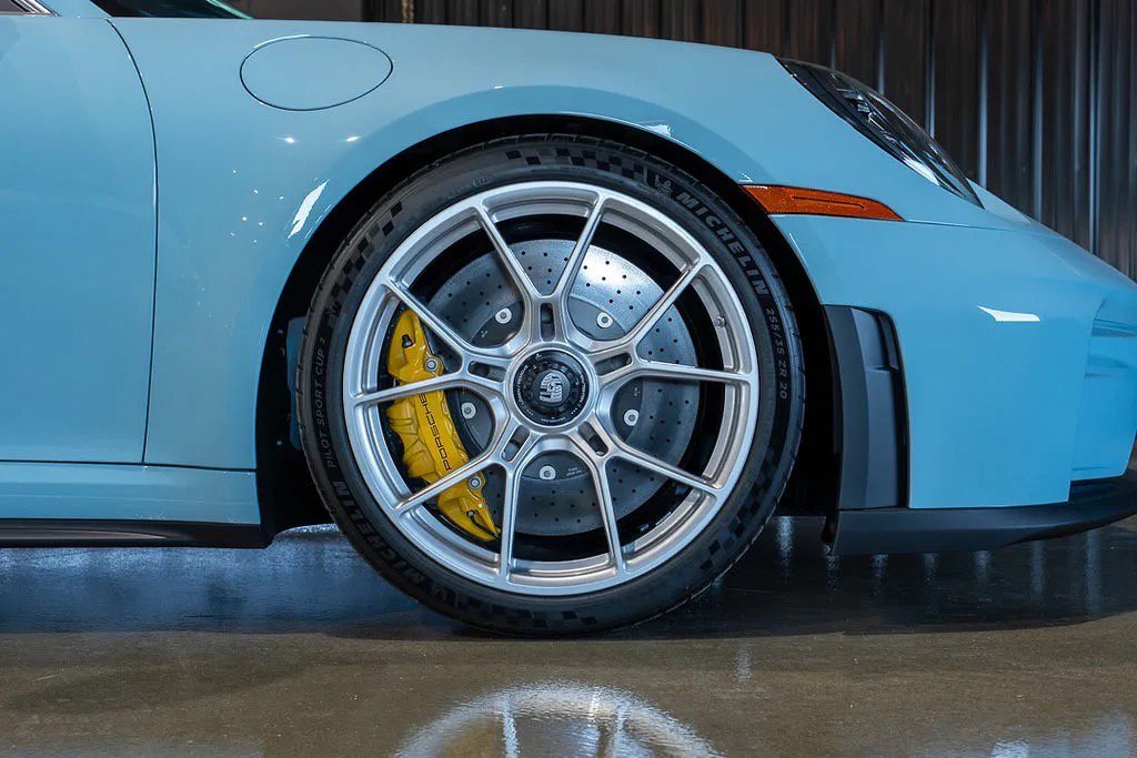 Used 2026 Porsche 911 GT3 RWD image 36