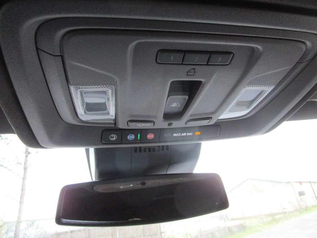 Used 2024 GMC Sierra 1500 SLT w/ SLT Premium Plus Package image 47