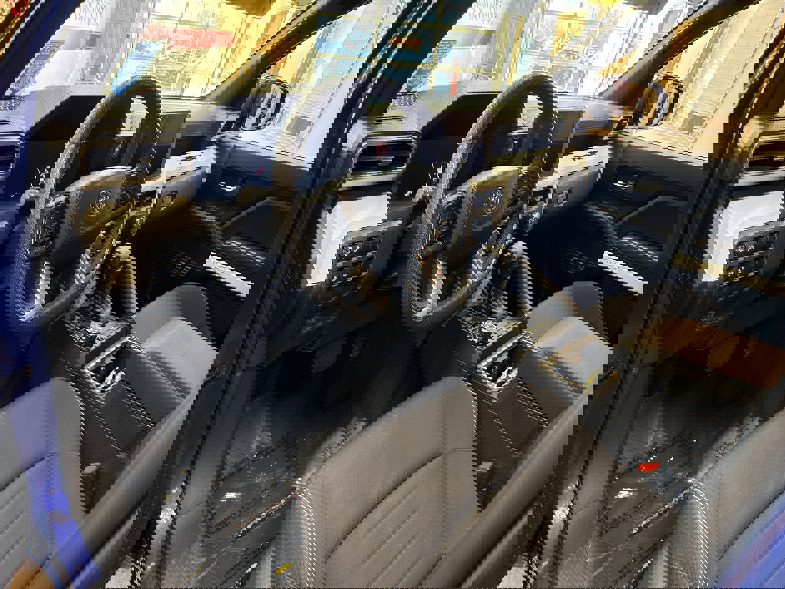 Used 2024 Toyota Tacoma TRD Off-Road image 7