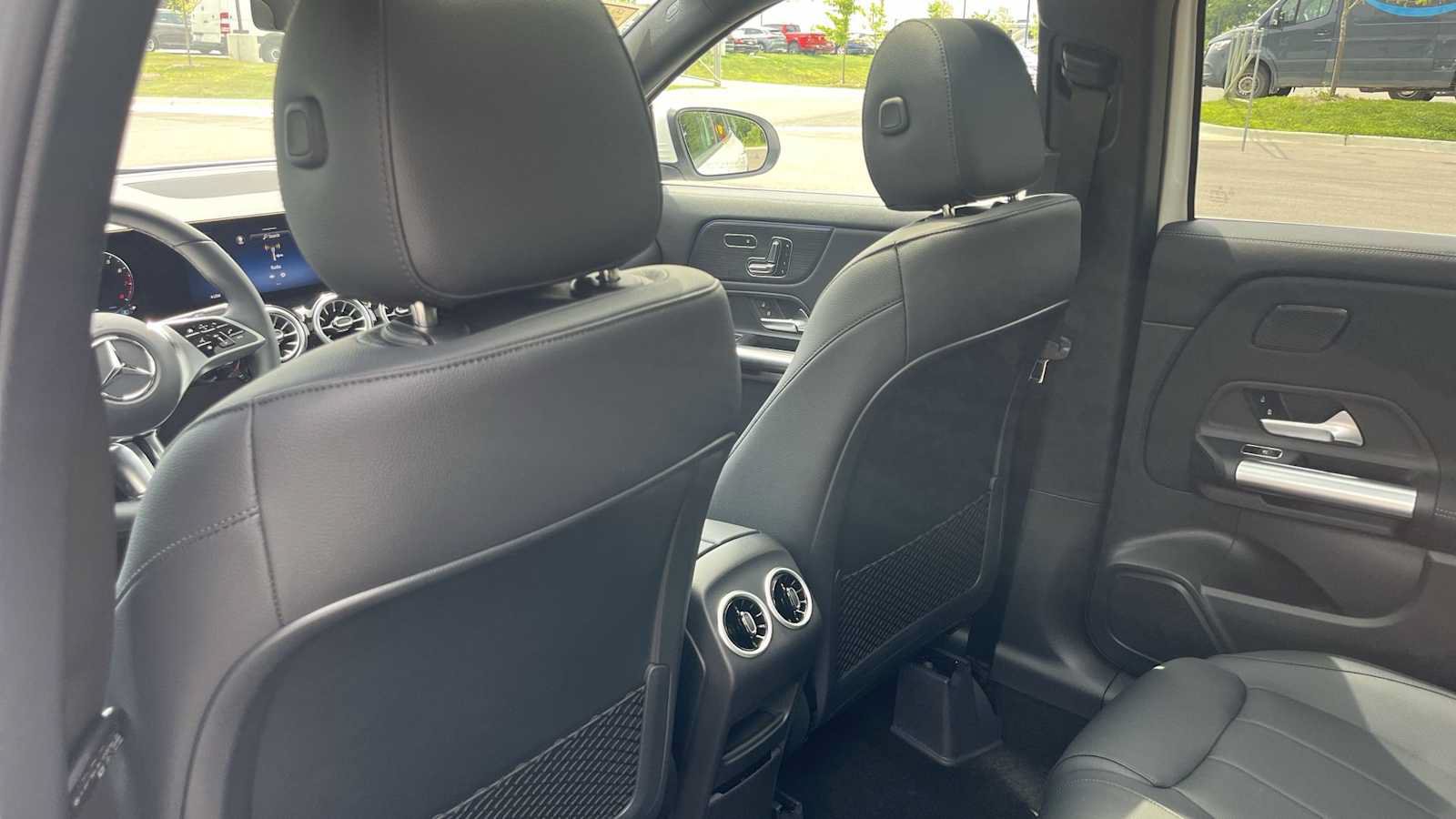 New 2026 Mercedes-Benz GLA 250 4MATIC image 31