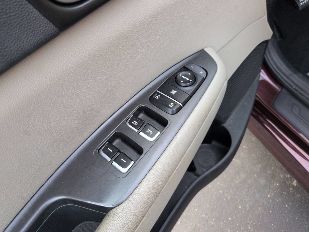 Used 2018 Kia Optima LX w/ Convenience Package FWD image 12