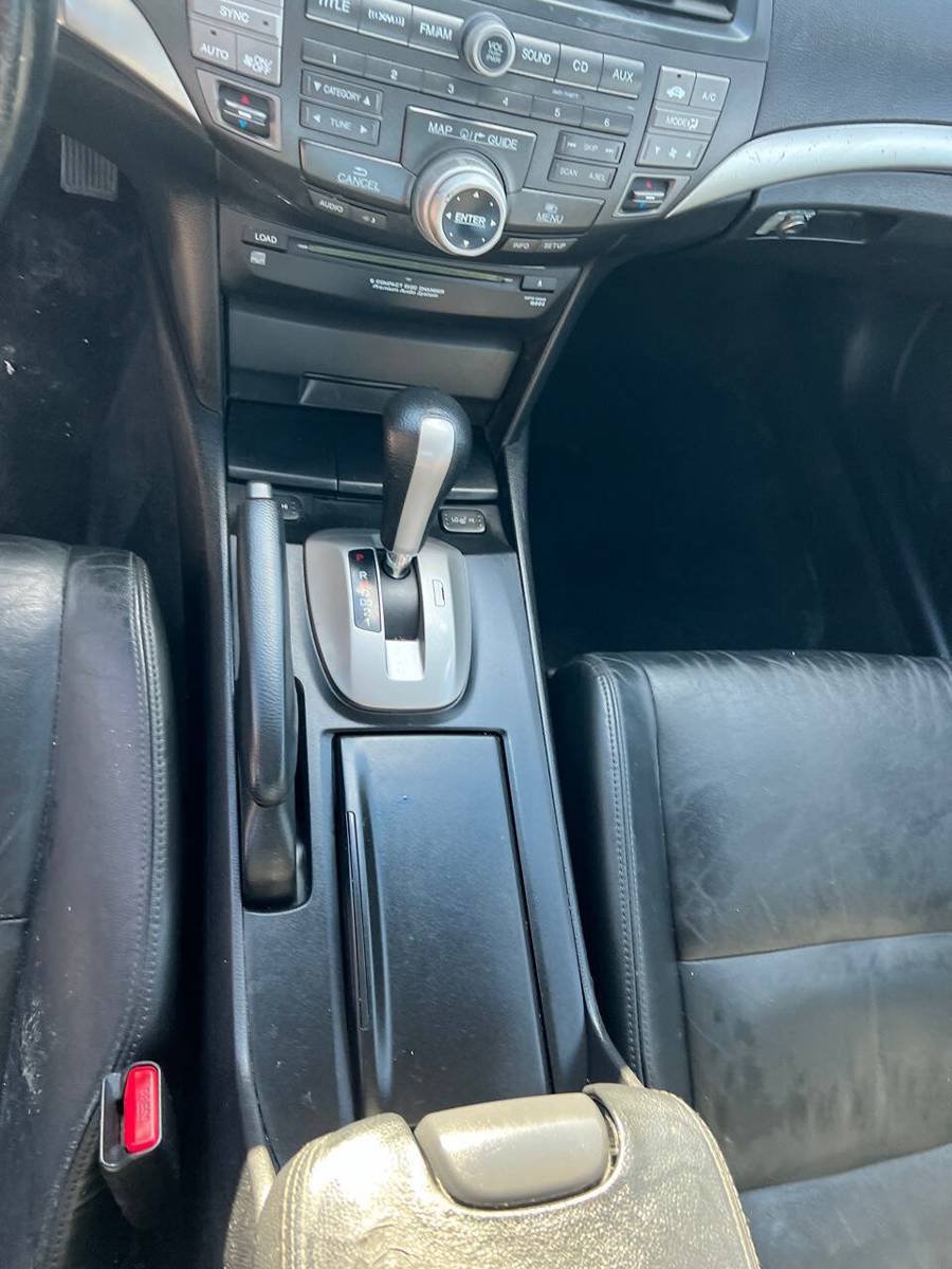 Used 2010 Honda Accord EX-L image 11