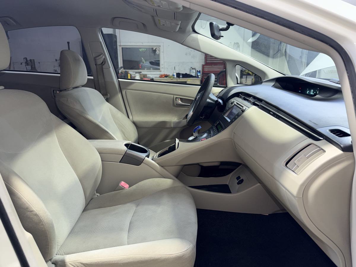 Used 2012 Toyota Prius Two FWD image 24