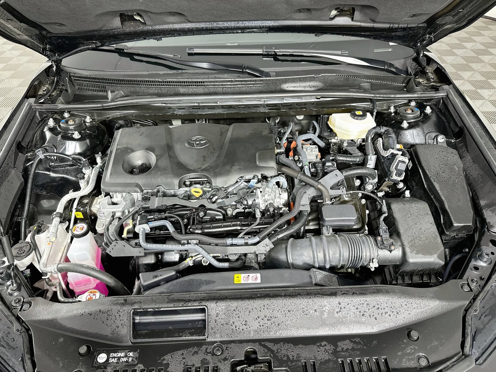 Used 2025 Toyota Camry SE FWD image 29