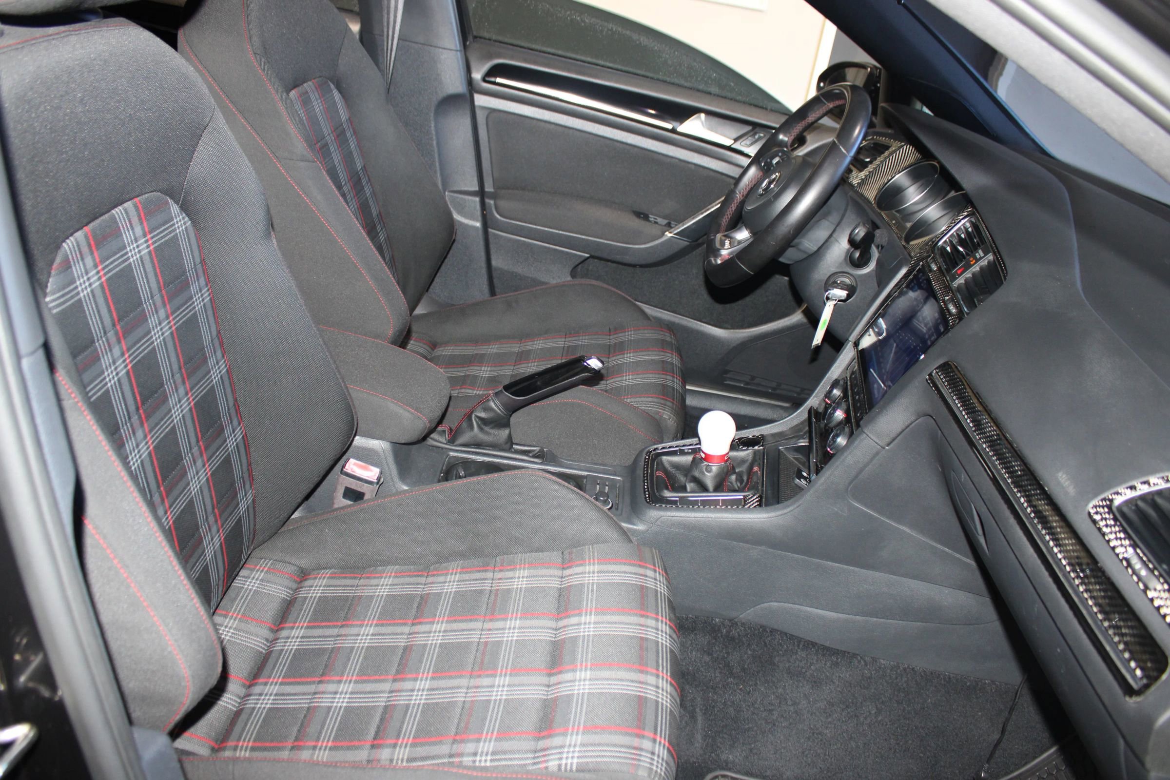 Used 2017 Volkswagen GTI S image 26