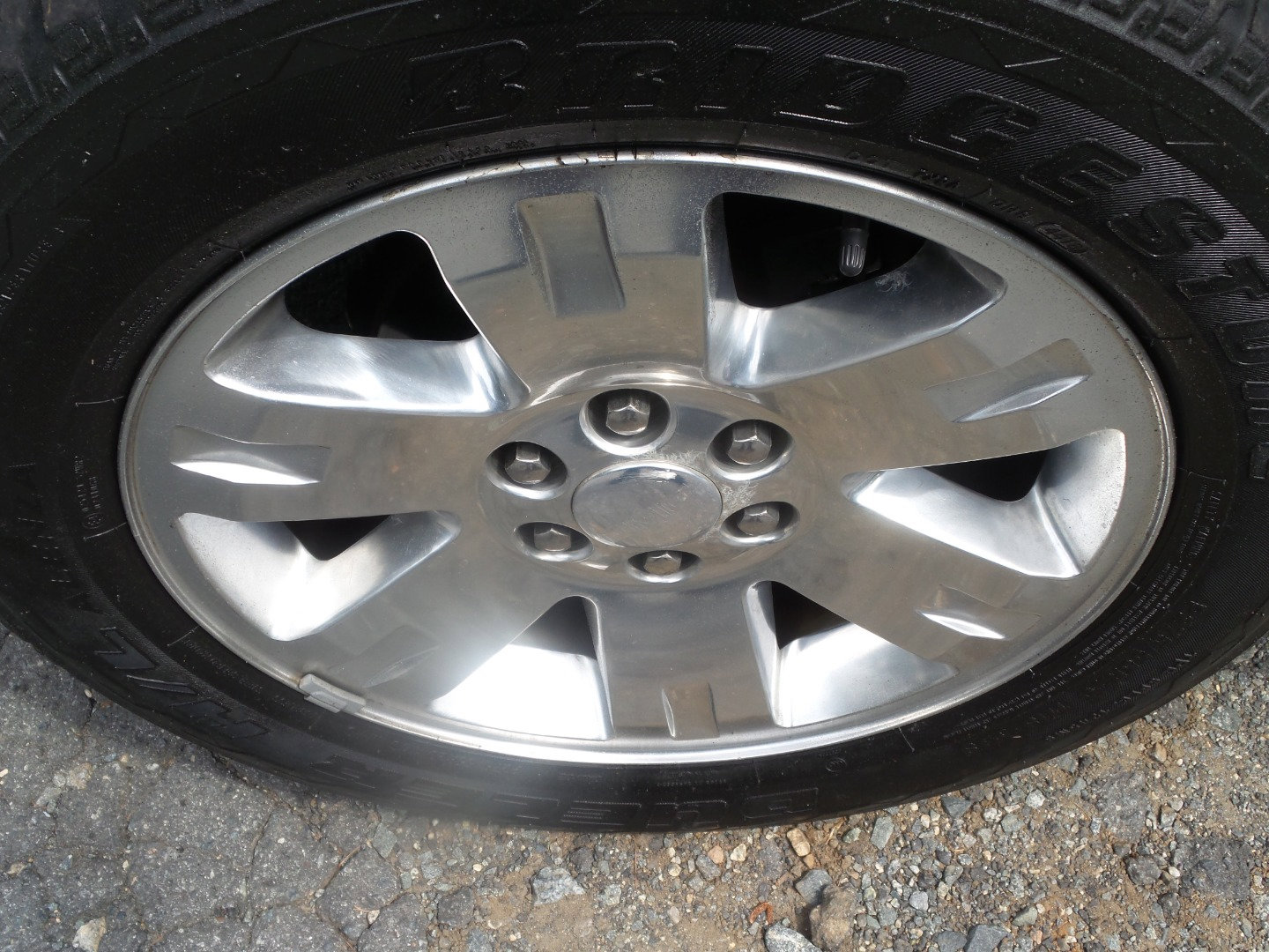 Used 2012 GMC Yukon SLT w/ SLT-2 Equipment Package image 14