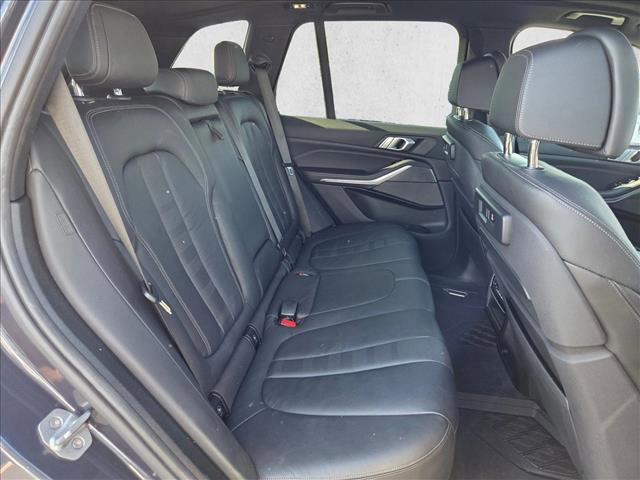 Used 2019 BMW X5 xDrive50i w/ M Sport Package AWD/4WD image 28