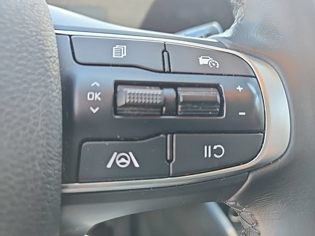 Used 2023 Kia Sportage EX AWD/4WD image 29