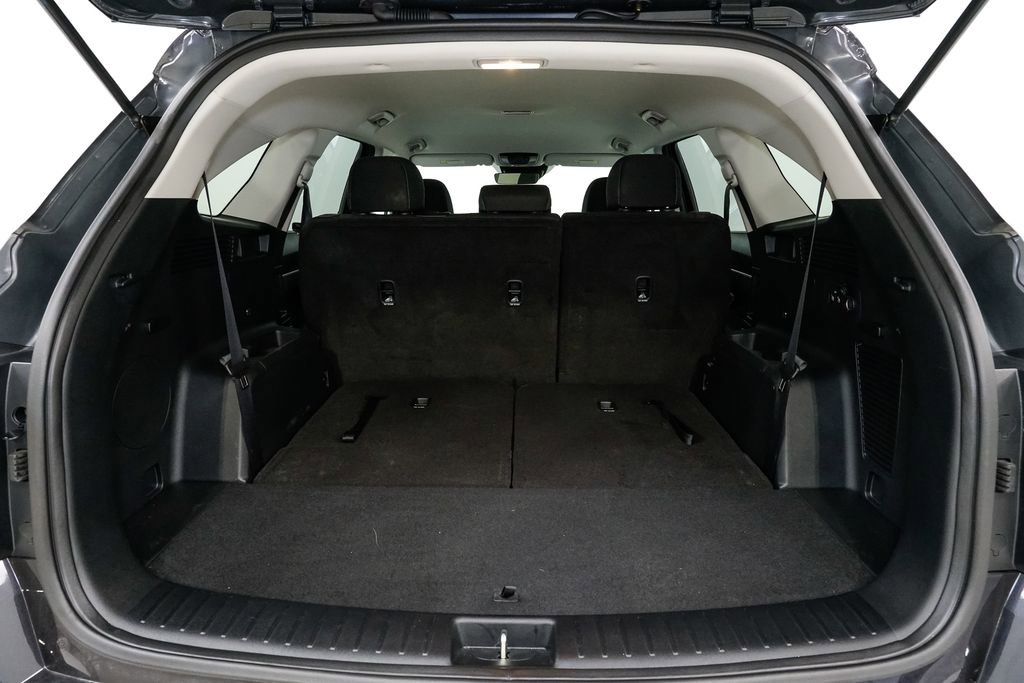 Certified 2025 Kia Sorento LX image 31