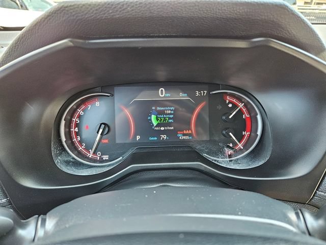 Used 2025 Toyota RAV4 XLE FWD image 27