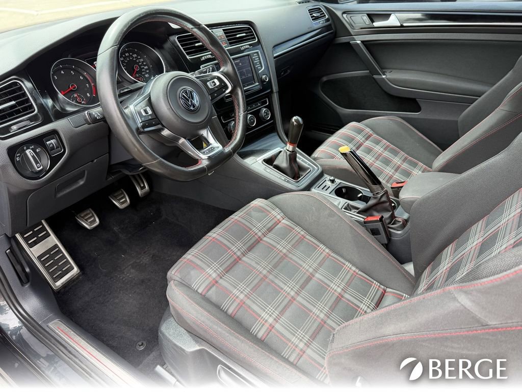 Used 2016 Volkswagen GTI S image 18