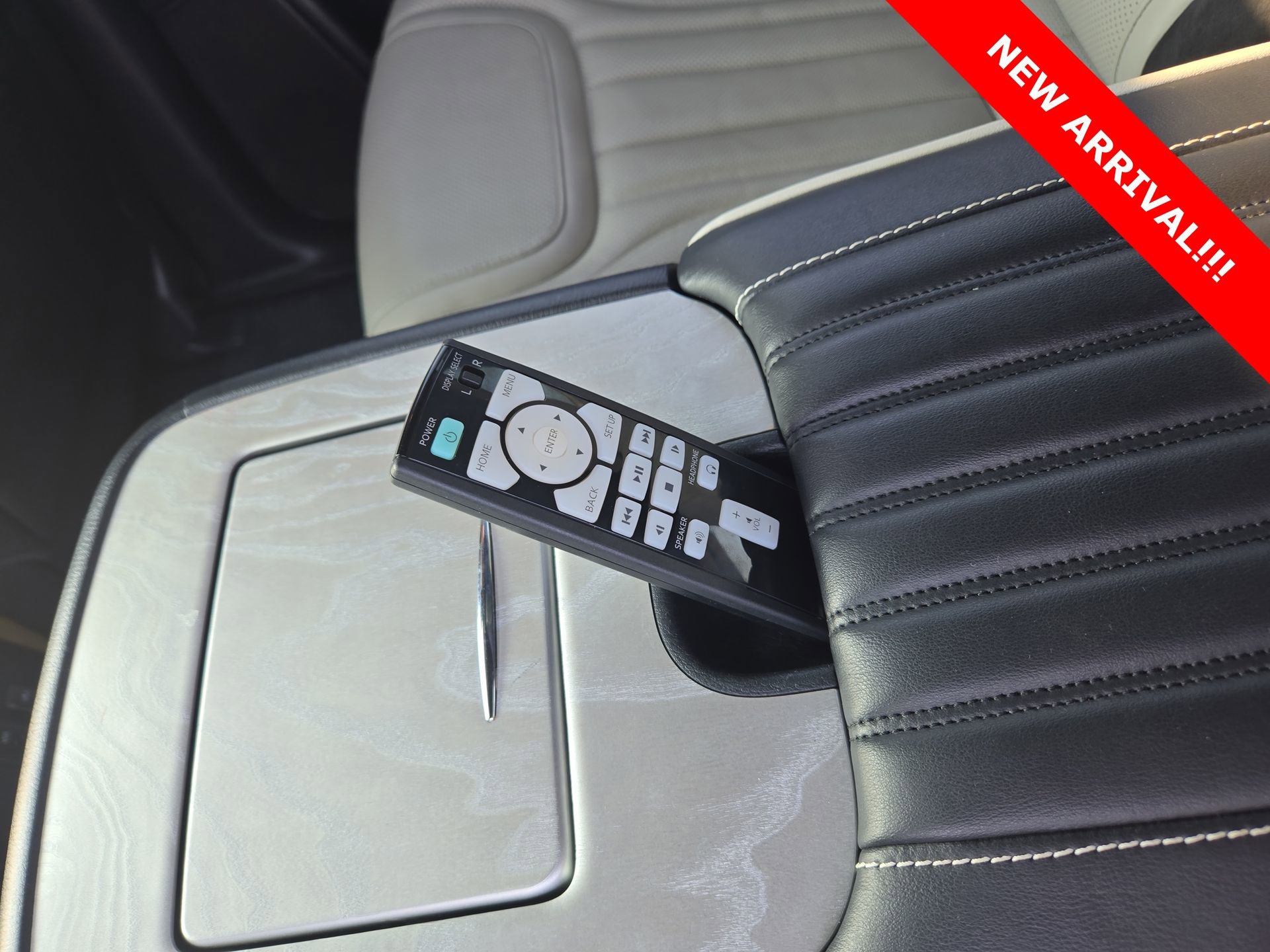 Used 2019 INFINITI QX80 Limited w/ All-Season Package image 41