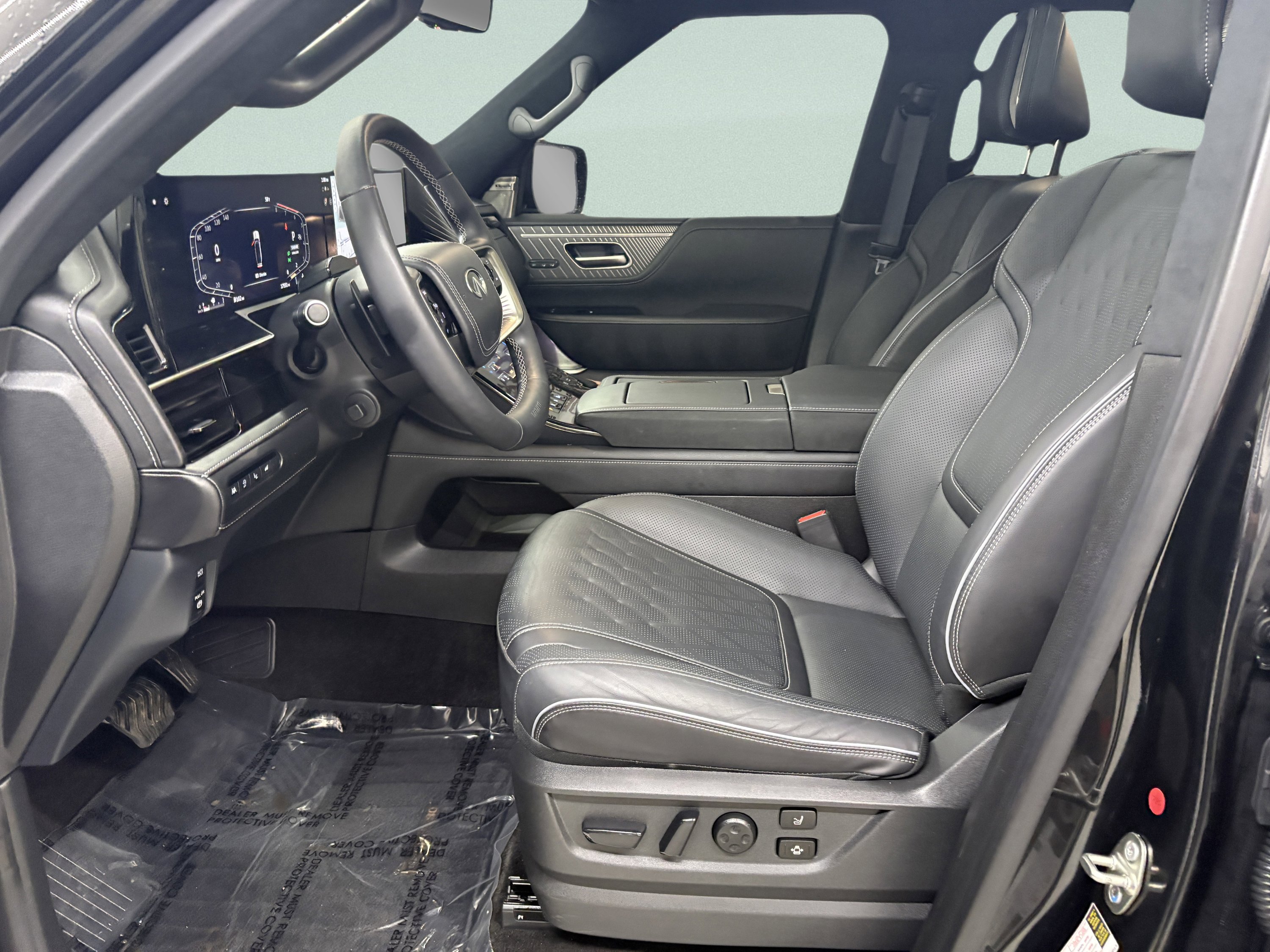 Used 2025 INFINITI QX80 Autograph image 26