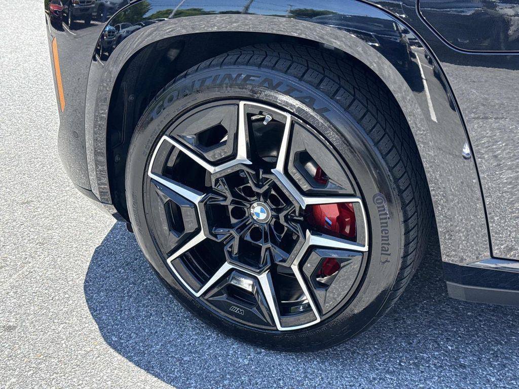 Used 2023 BMW XM w/ M Driver's Package AWD/4WD image 42