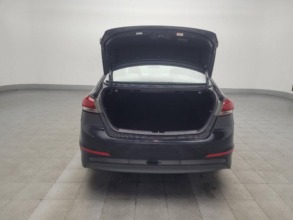 Used 2017 Hyundai Elantra SE image 29