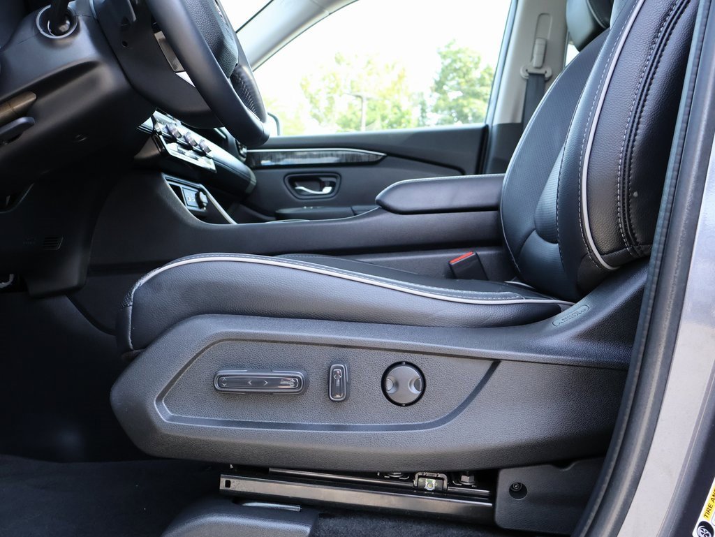 Certified 2023 Honda Pilot Elite image 32