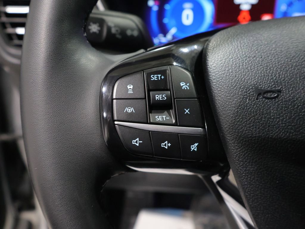 Used 2022 Ford Escape Titanium image 36