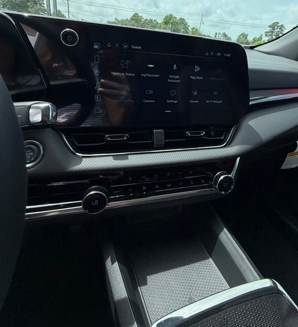 New 2027 Chevrolet Equinox RS w/ Safety and Technology Package FWD image 11