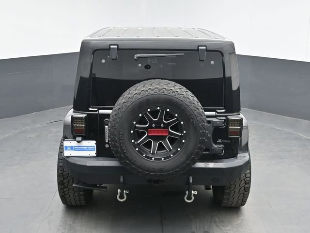 Used 2016 Jeep Wrangler Unlimited Rubicon w/ Connectivity Group image 35