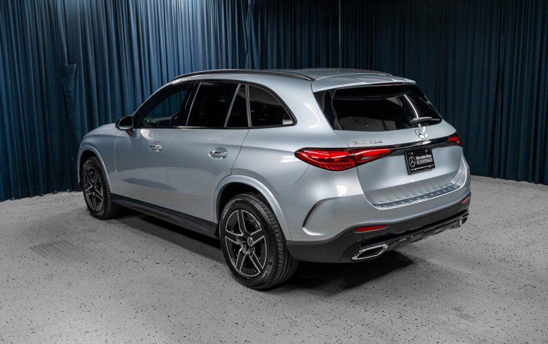 New 2026 Mercedes-Benz GLC 300 image 9
