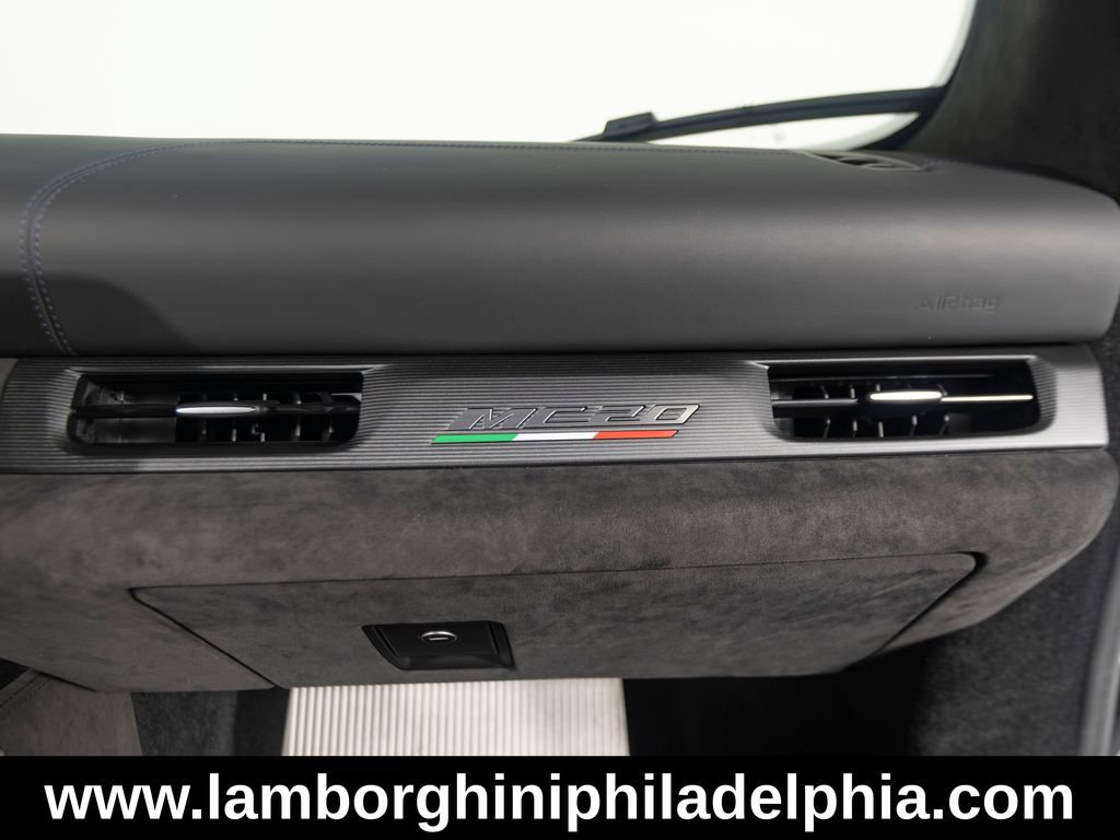 Used 2022 Maserati MC20 Coupe RWD image 27