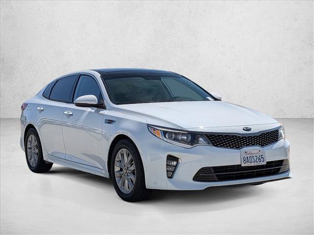 Used 2018 Kia Optima S w/ Panoramic Sunroof Package FWD image 3