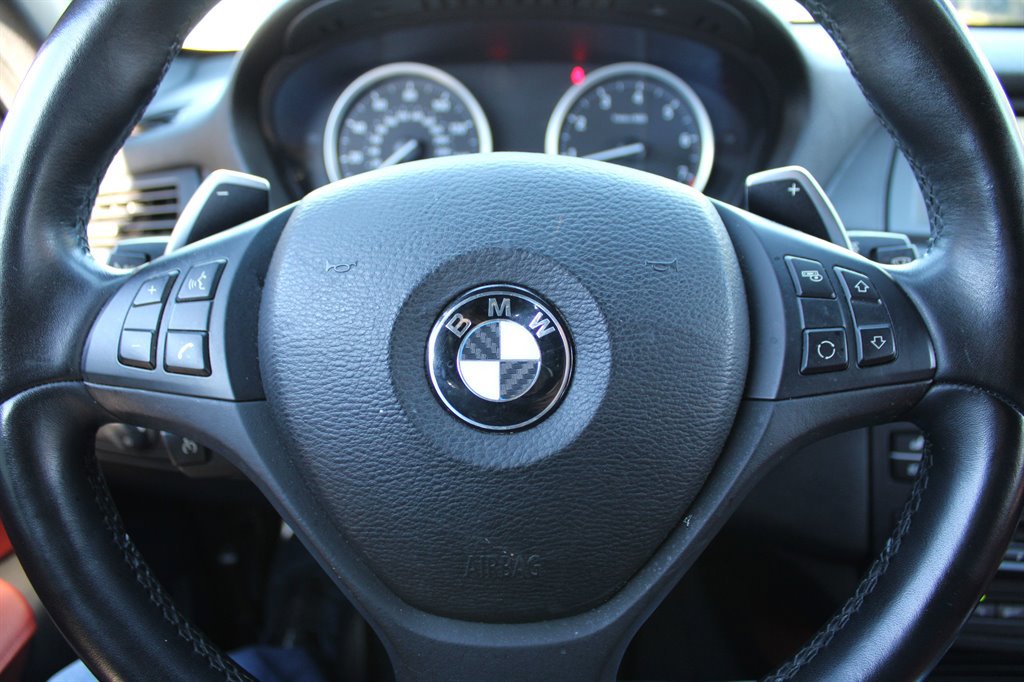 Used 2014 BMW X6 xDrive50i image 31