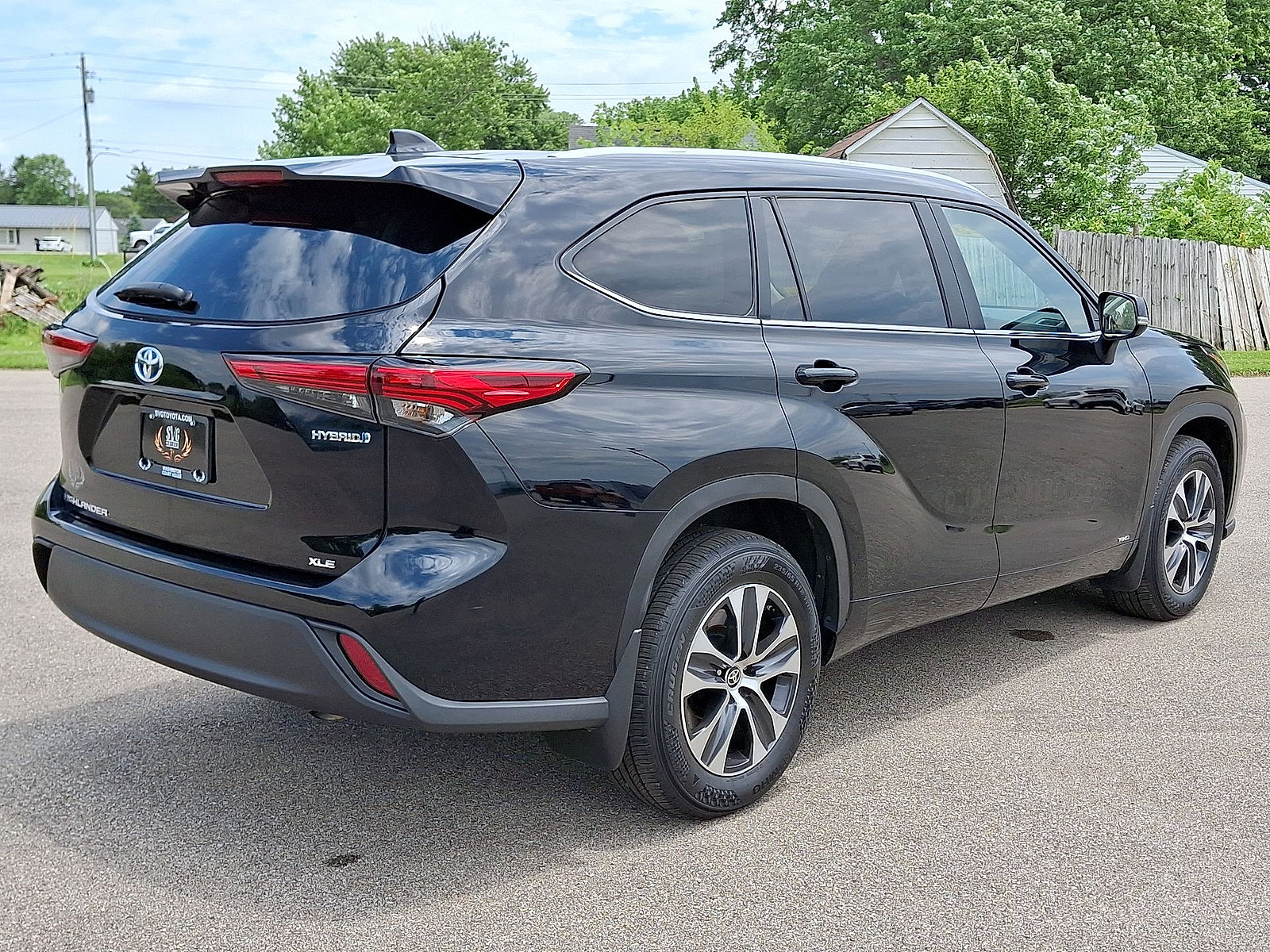 Used 2023 Toyota Highlander XLE AWD/4WD image 25