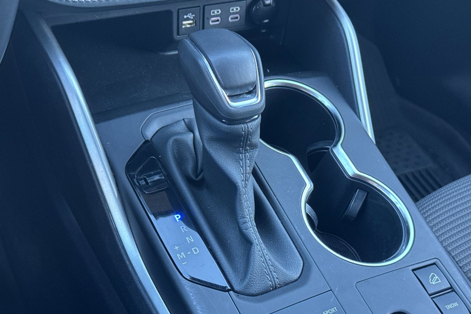 Used 2025 Toyota Highlander LE image 34