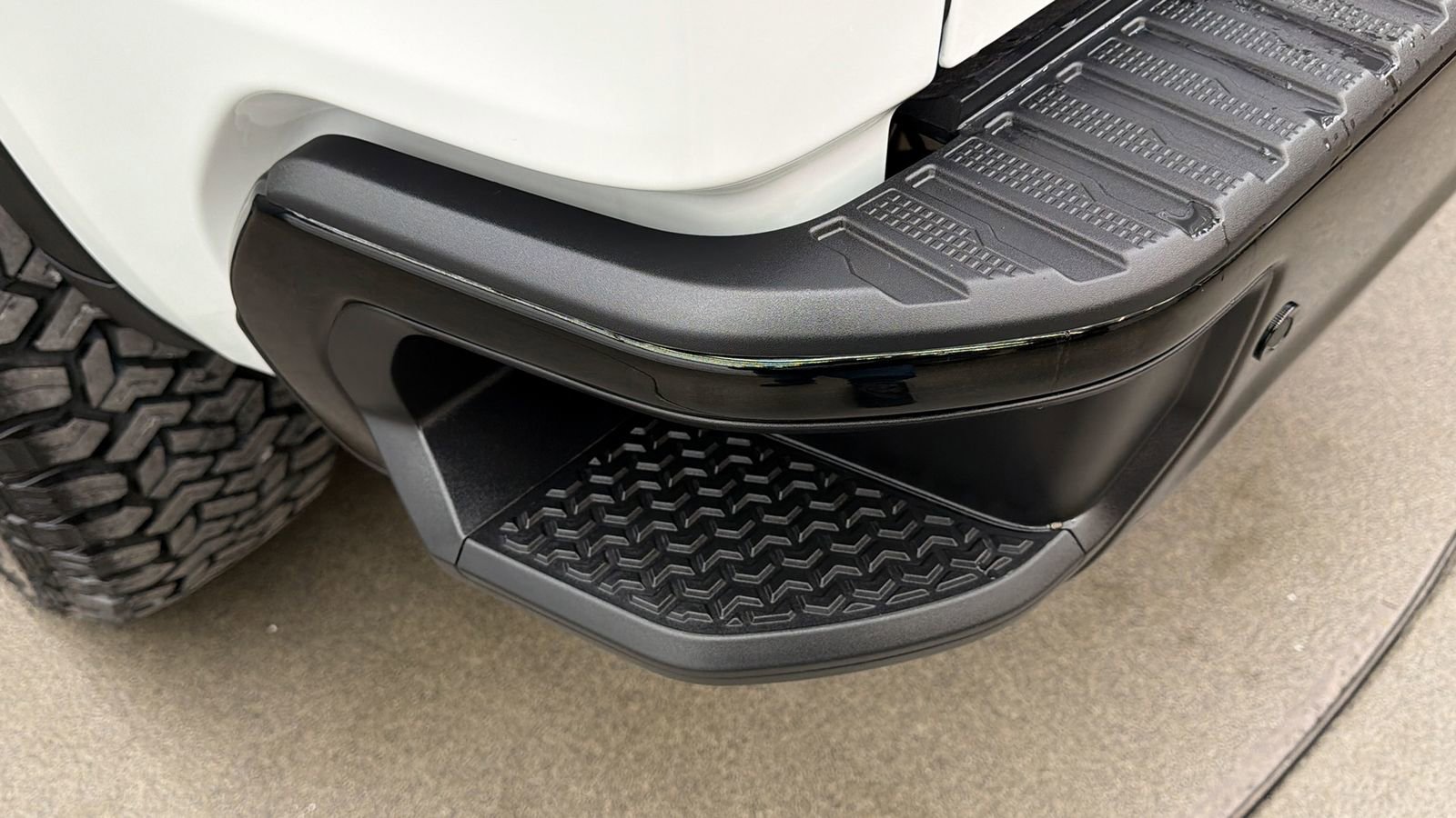 Used 2025 GMC Sierra 1500 AT4X image 19