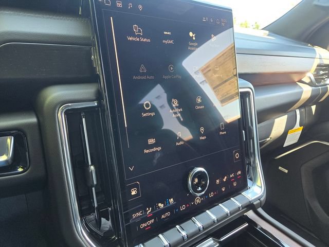 New 2026 GMC Yukon Denali RWD image 12