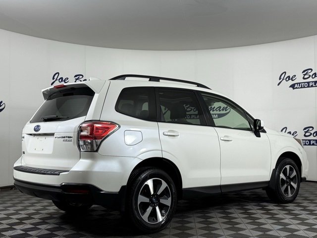 Used 2017 Subaru Forester 2.5i Premium image 7