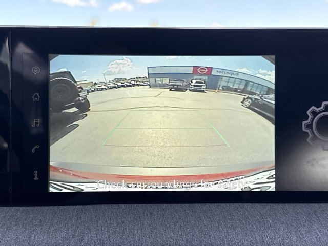 New 2025 Nissan Kicks SV image 8