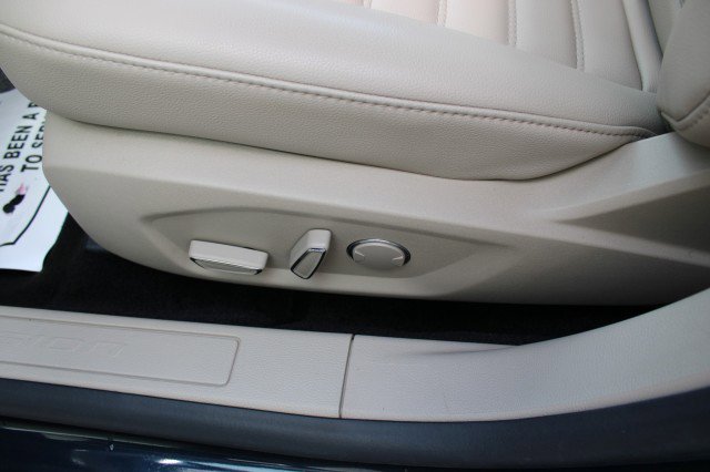 Used 2020 Ford Fusion SEL image 14